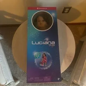 Bambola ragazza americana Luciana Vega Meet abito ragazza dell'anno Bambola ragazza americana Luciana Vega Meet abito ragazza dell'anno